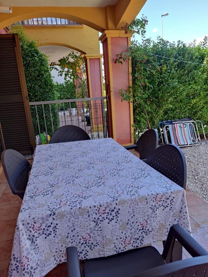 Apartamento Completo Con Piscina Comunitaria Y Patio Exterior Ayamonte Eksteriør billede